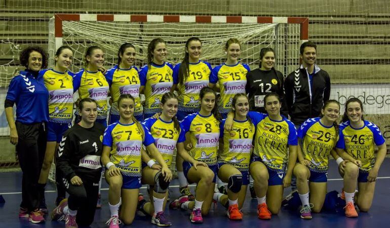 La plantilla del equipo juvenil femenino, Inmoba-Villa de Aranda.