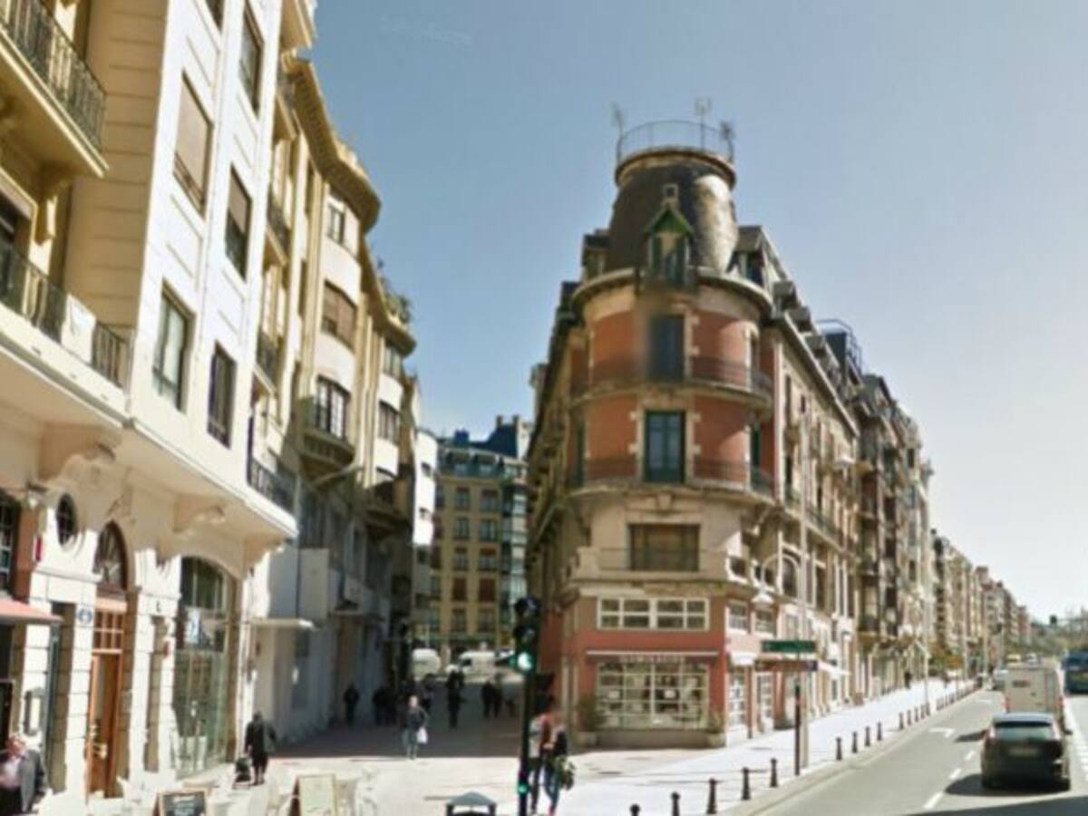 Un recorrido en bici por el patrimonio de Donostia