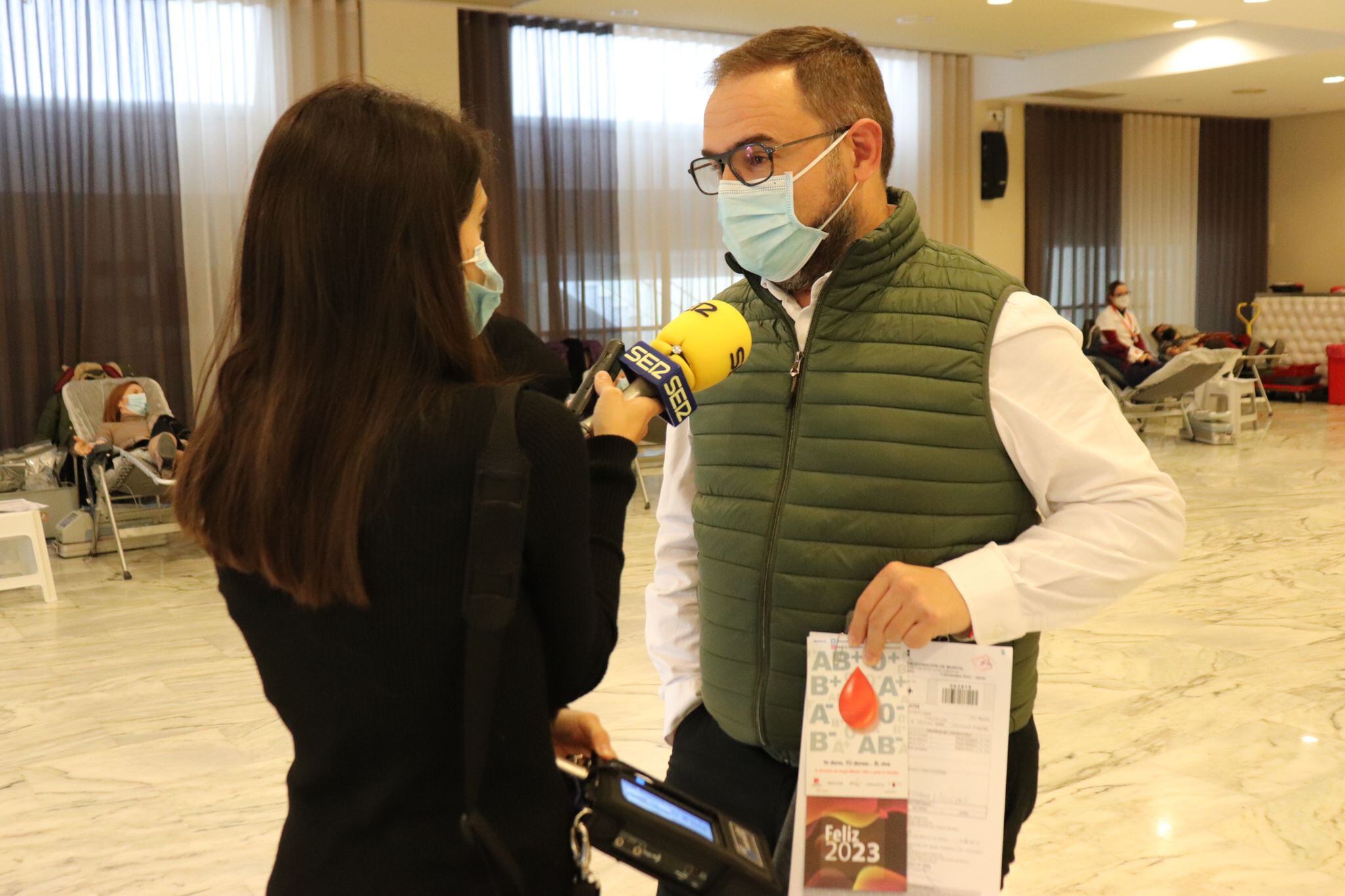 Alcalde de Lorca, Diego José Mateos en la maratón SER Solidarios