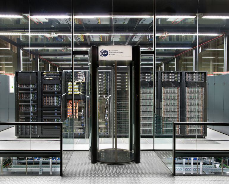 El Centro Nacional de Supercomputación, situado en Barcelona, es el centro de referencia de España en este campo y dispone de los ordenadores más potentes, como éste de la imagen. 