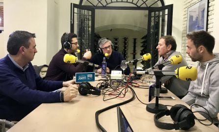 Momento de la tertulia del Ser Deportivos Jaén de este lunes, 8 de enero, con Higinio Vilches padre e hijo.