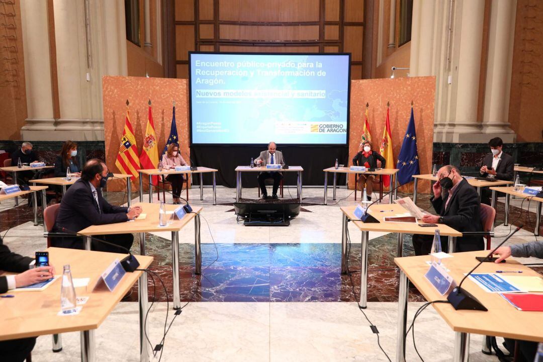 Reunión sobre los fondos europeos en la sede del Gobierno de Aragón