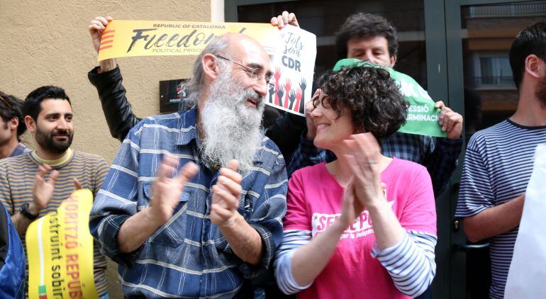 Els dos regidors que ara tenen una ordre de detenció.