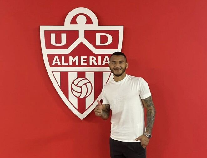 Cedido con opción de compra.