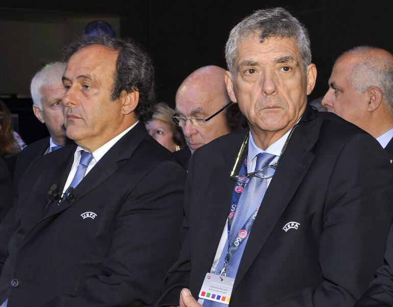 Ángel María Villar, presidente de la Federación Española de Fútbol, junto a Michel Platini, presidente de la UEFA