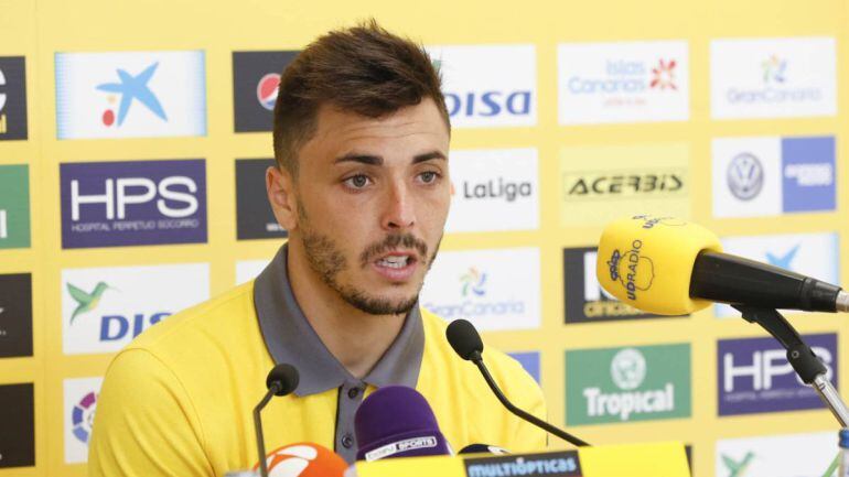 Ximo Navarro llega a Vitoria procedente de Las Palmas.