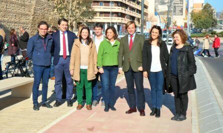 Autoridades presentes hoy en la inauguración del carril bici