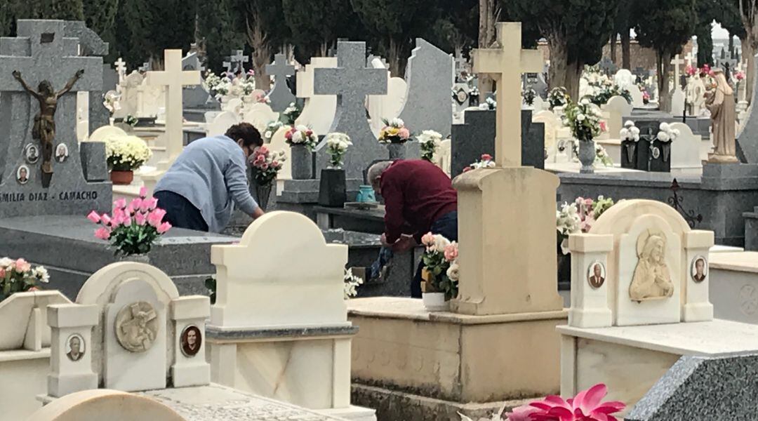 Imagen de archivo del cementerio de Valdepeñas 