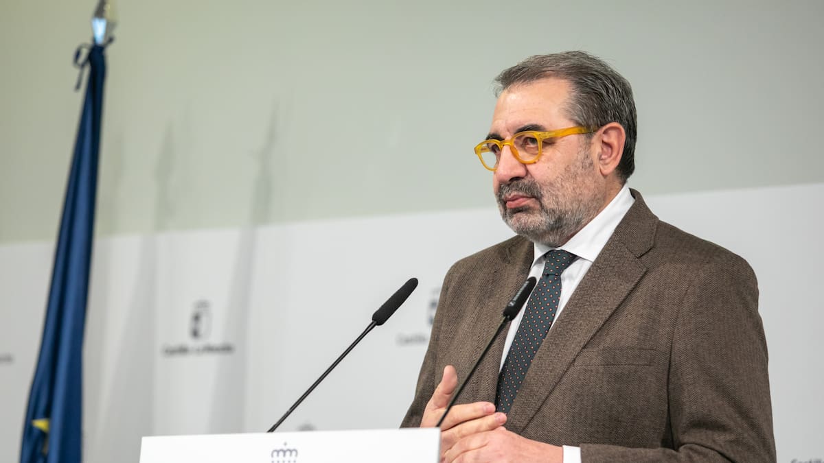 El consejero de Sanidad se reafirma sobre los laboratorios del hospital de Toledo: "Los valores están dentro de rango"
