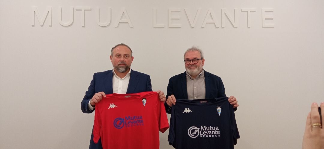 CD Alcoyano y Mutua Levante Seguros, firman un acuerdo de colaboración