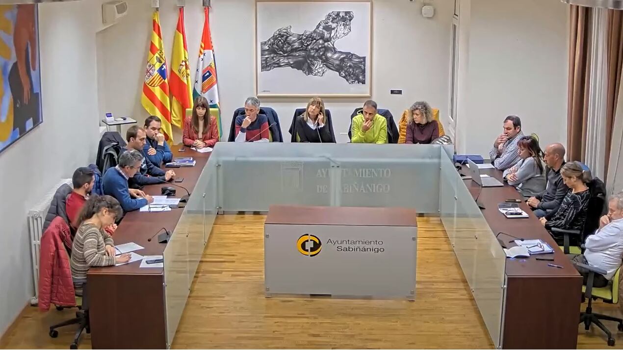 El  pleno del Ayuntamiento de Sabiñánigo aprobaba las ordenanzas fiscales 2023 con 12 votos a favor y una abstención, la de Ciudadanos