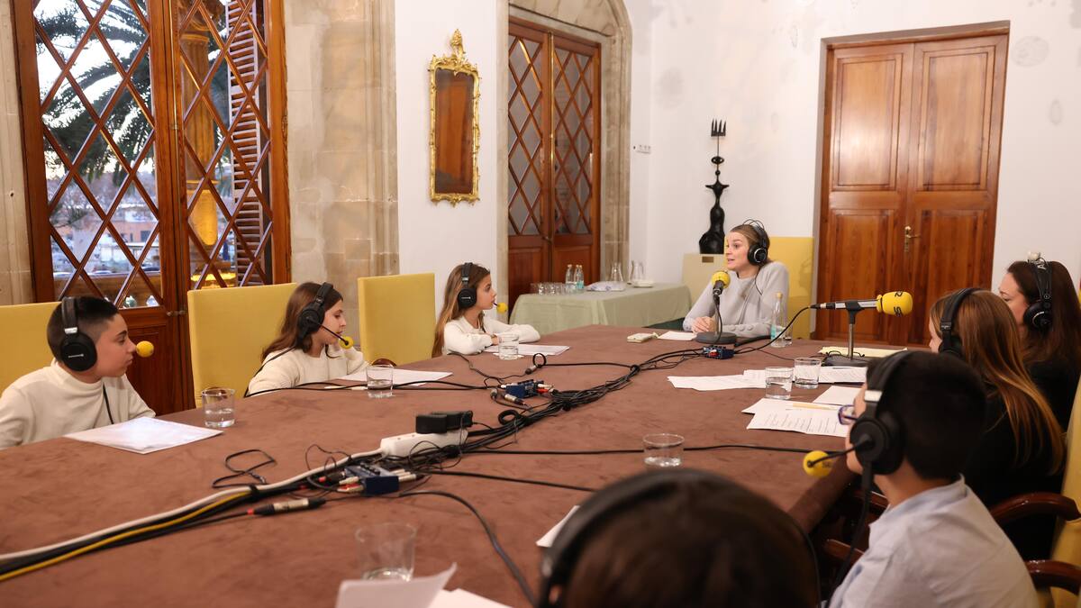 "Entrevista de niños de Primaria a Marga Prohens"