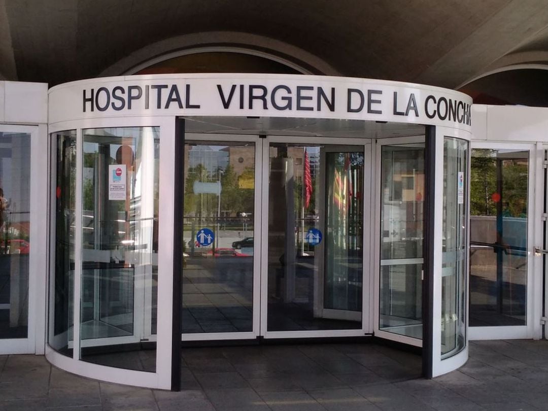 Entrada del hospital Virgen de la Concha