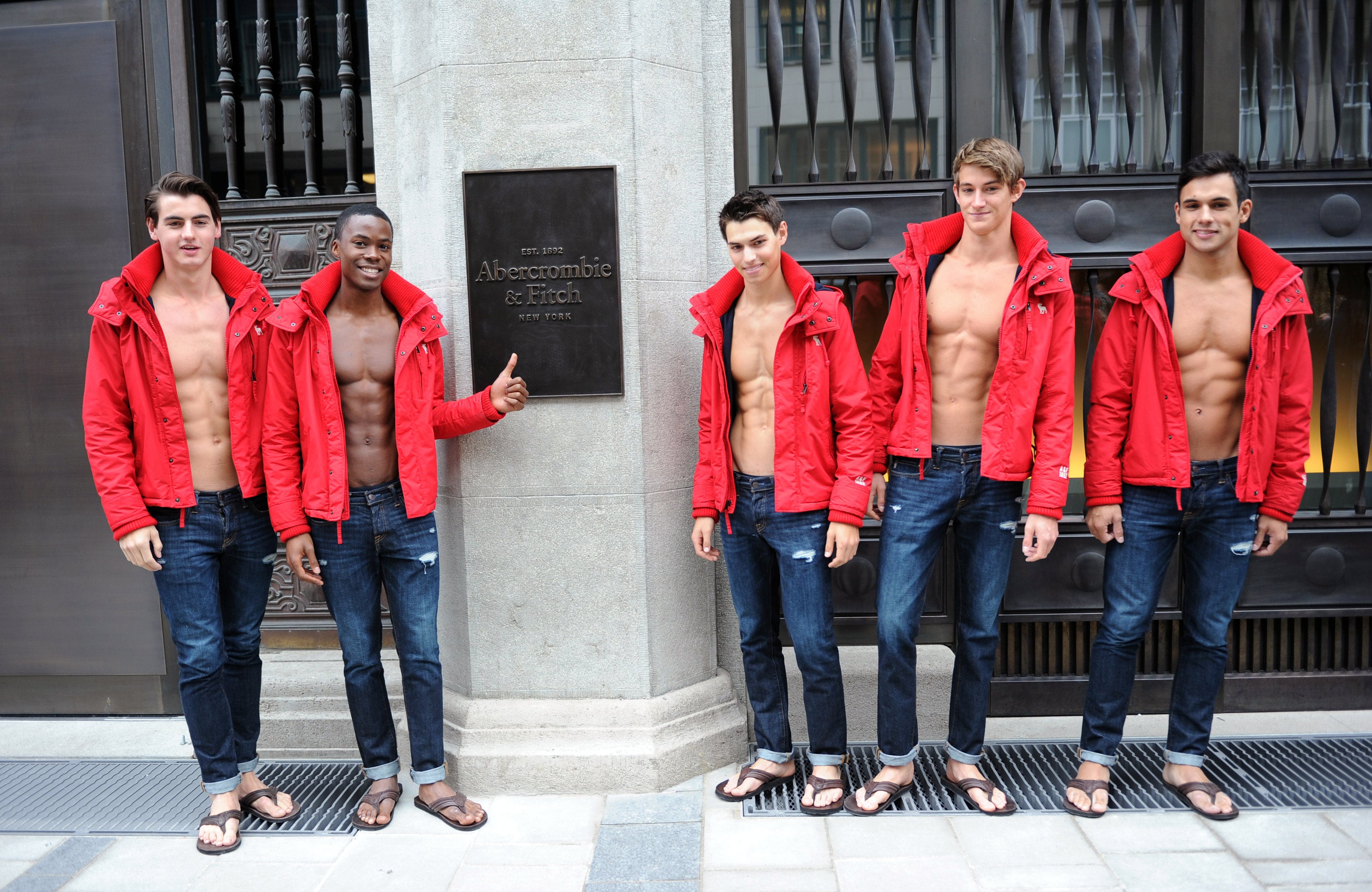 Modelos de Abercrombie en la inauguración de la tienda de Múnich en 2012