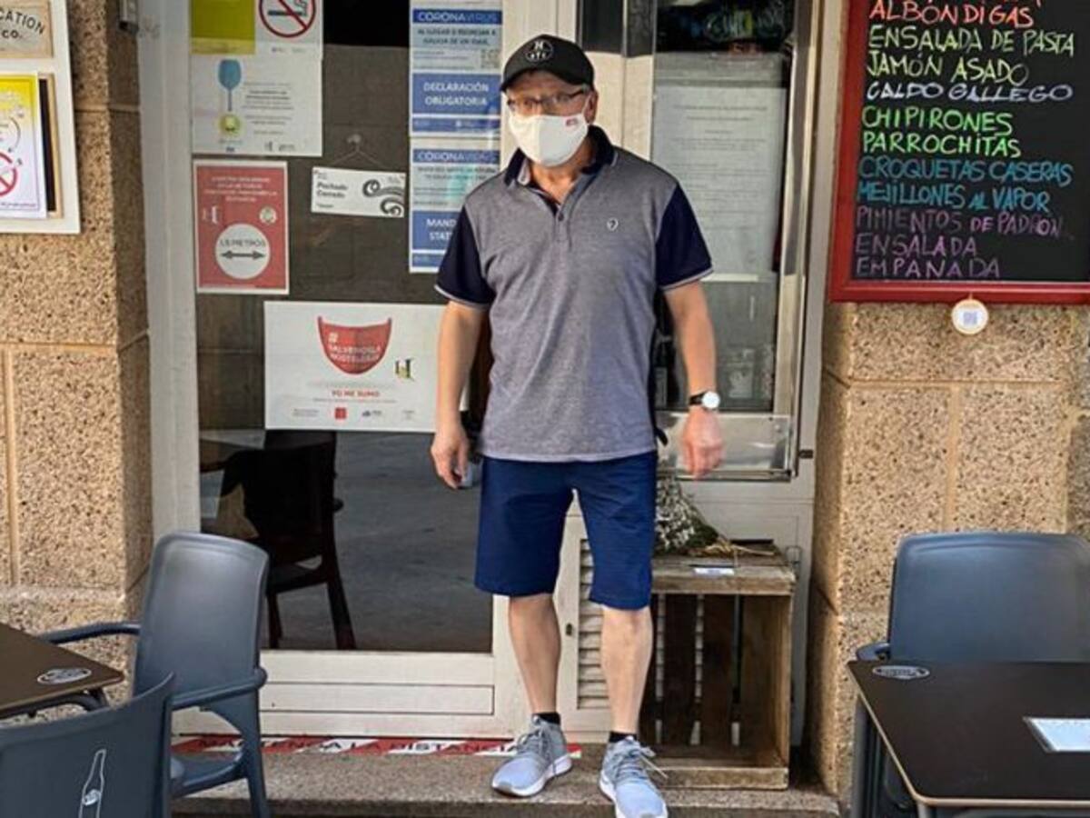 Los hosteleros hacen una parada de diez minutos en demanda de ayudas