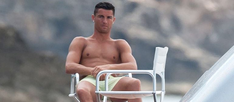 Cristiano Ronaldo de vacaciones en Ibiza 