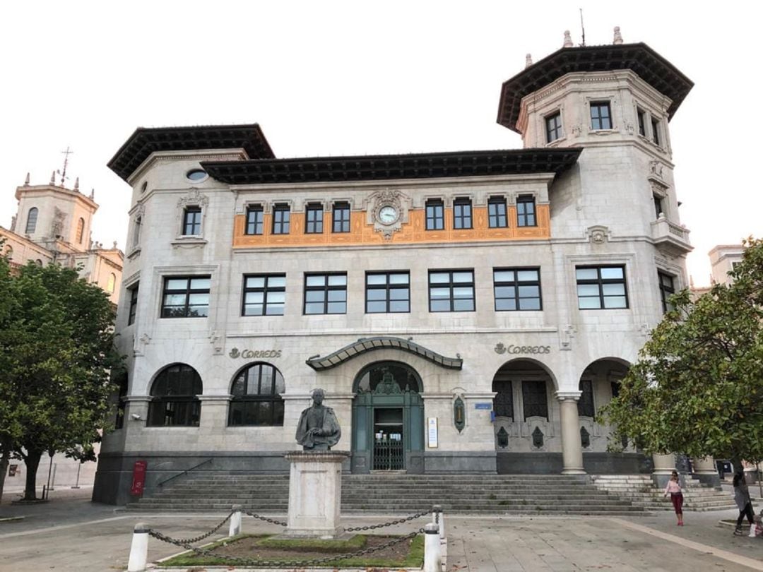 Sede de Correos en Santander