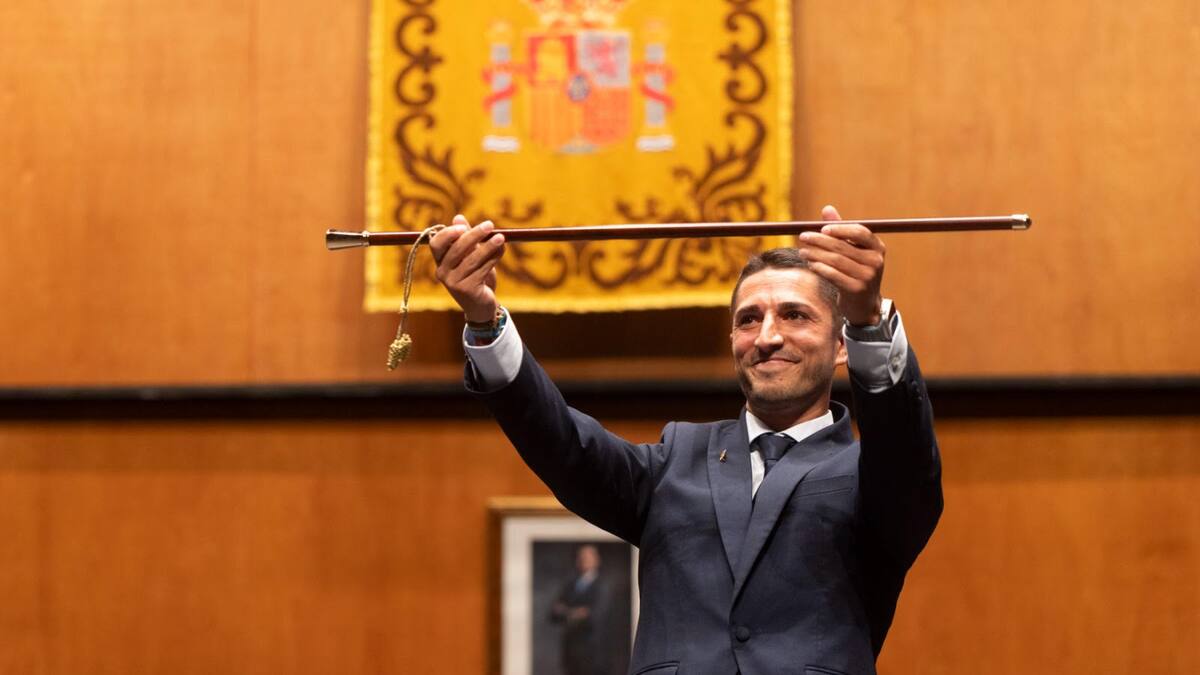 Cristóbal Casado se proclama alcalde de Águilas