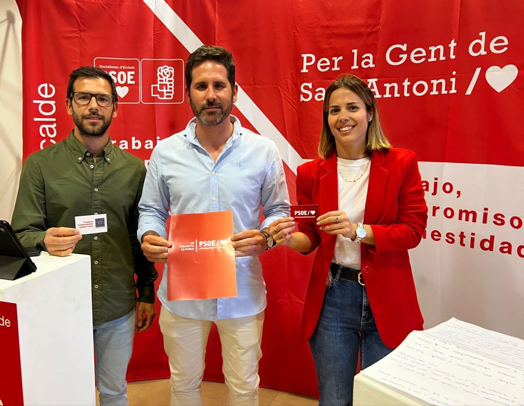 Miembros del PSOE de Sant Antoni, en una imagen de archivo