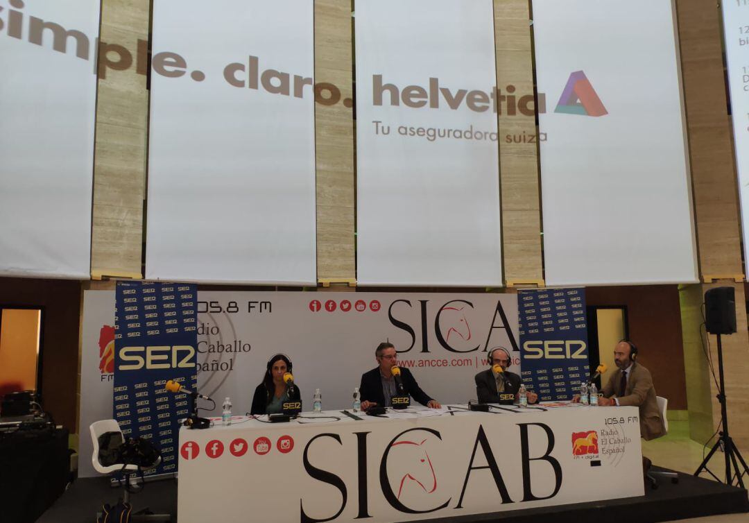 La cúpula de FIBES ha acogido este miércoles una edición especial del programa Hoy por Hoy Sevilla con motivo del SICAB 2018