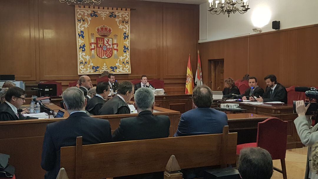 Quinta sesión del juicio de las prejubilaciones de Caja Segovia en la Audiencia provincial 