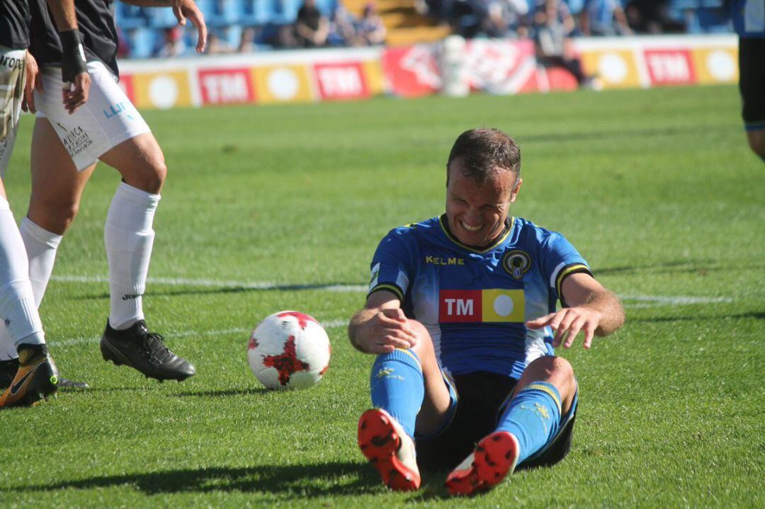 El ya exfutbolista del Hércules, Juli, en un partido en el Rico Pérez