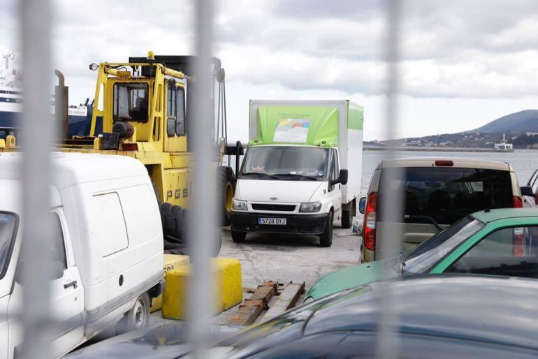 Camioneta requisada por la policía griega en la isla de Lesvos.