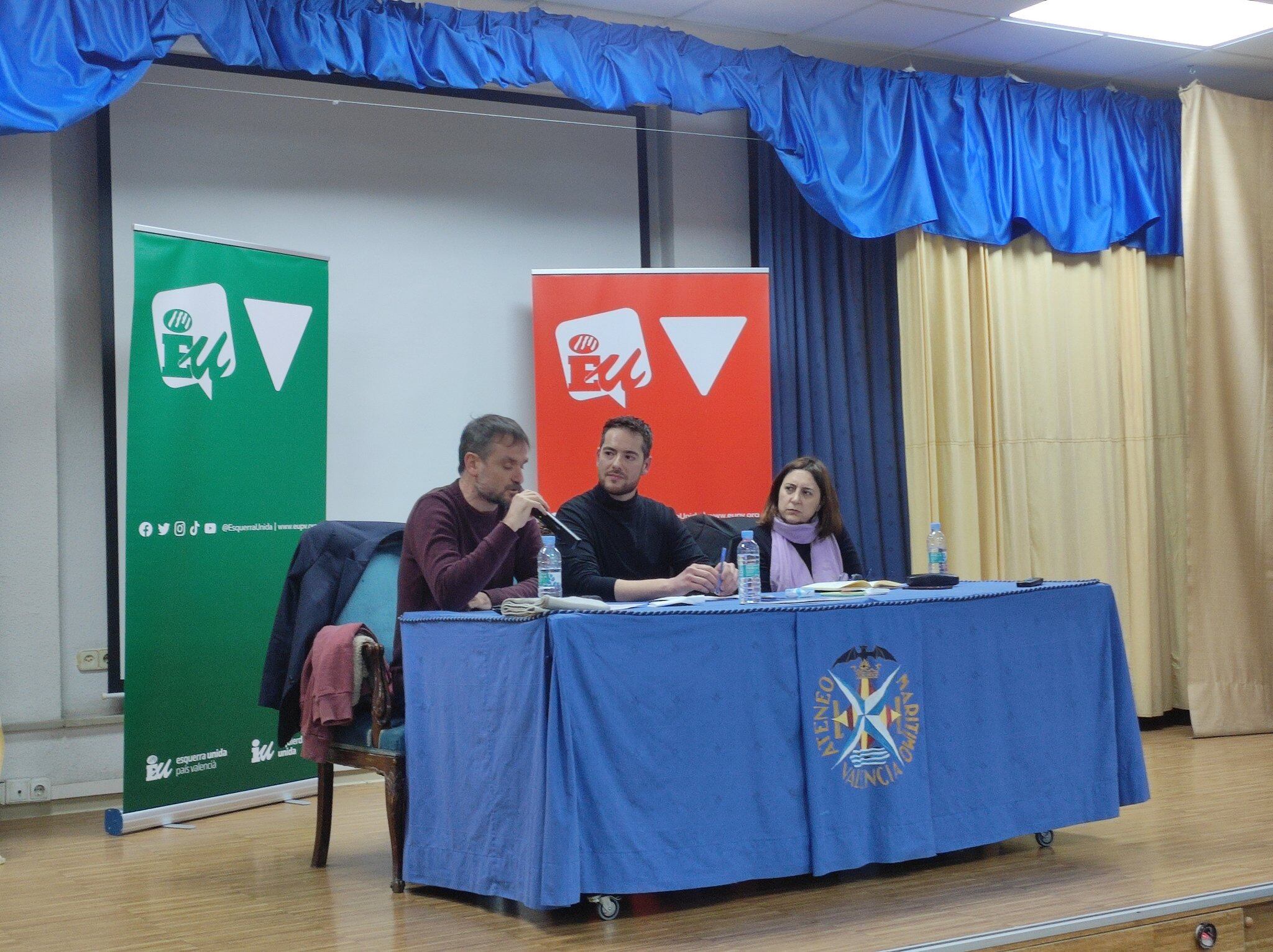 Pau Díaz, Bernabé Aldeguer y Rosa Pérez Garijo, en una reciente reunión de Esquerra Unida