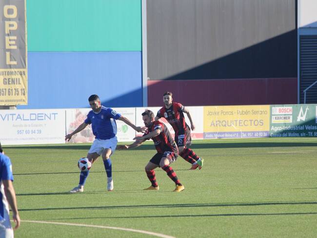 Sergio Narváez durante el partido en Puente Genil