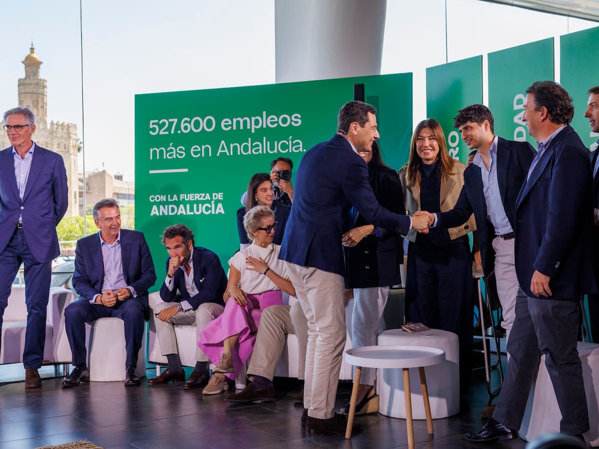 17M: Moreno anuncia la creación de una Consejería de Inteligencia Artificial si revalida la Junta