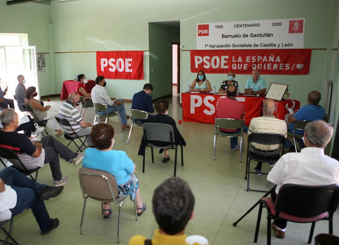 Acto del centenario del PSOE de Barruelo de Santullán (Palencia)