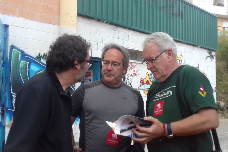 El coordinador provincial de IU, Miguel Ángel Viñas, el alcalde de Zamora, Francisco Guarido y ex coordinaor federal de la coalición, Cayo Lara