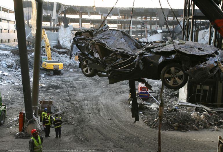 El atentado de ETA en la Terminal 4 de Barajas se produjo el 30 de diciembre de 2006. La banda asesinó a dos personas con un coche bomba.