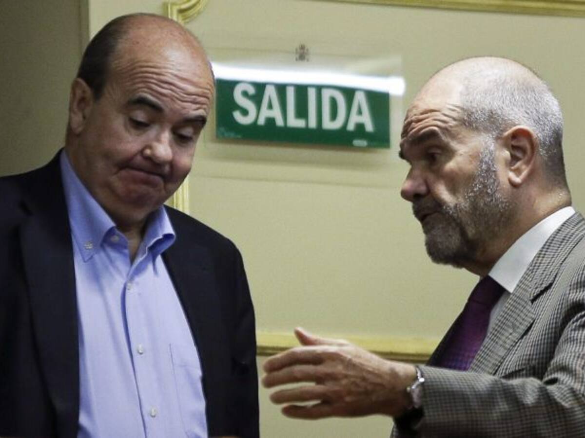 El PSOE encaja el peor de los escenarios posibles en el caso de los ERE