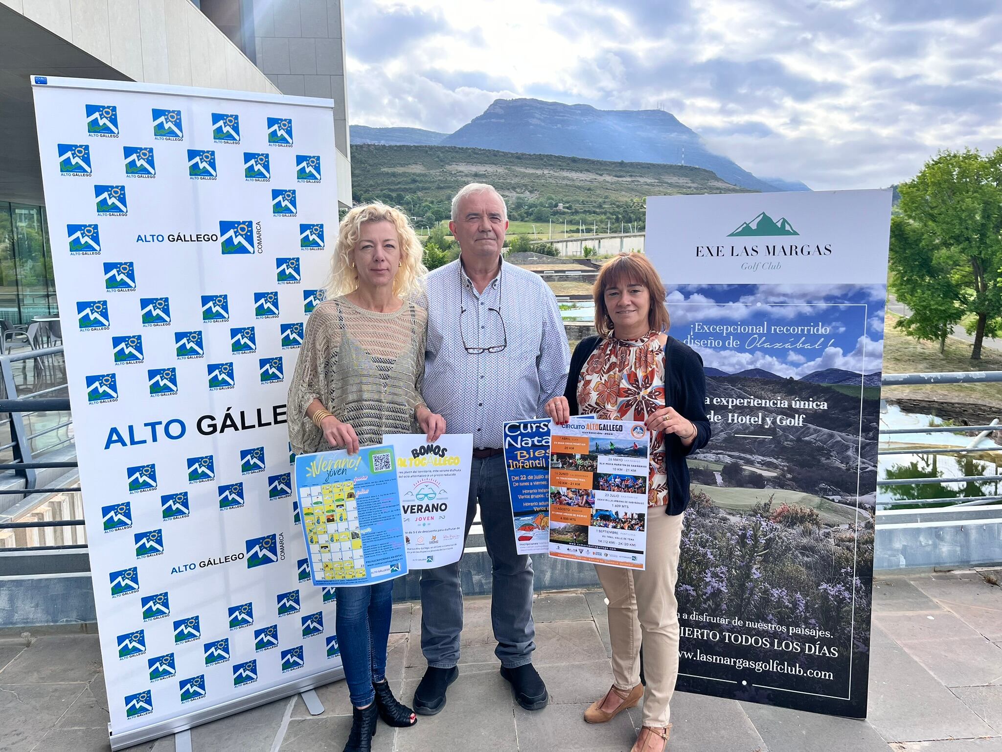 Presidente, vicepresidenta y consejera de juventud presentaban las actividades