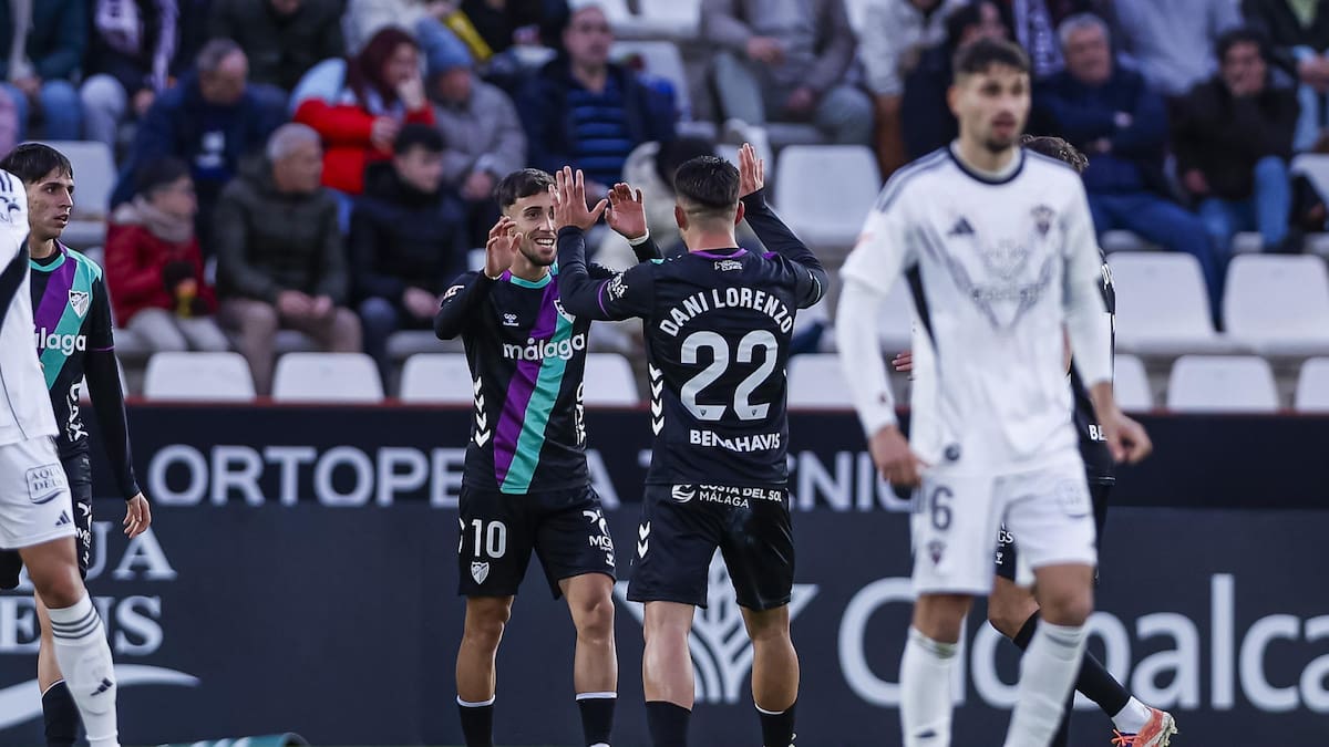 Los malaguistas respiraron tras el triunfo en Albacete: "El equipo merecía una victoria así fuera de casa"