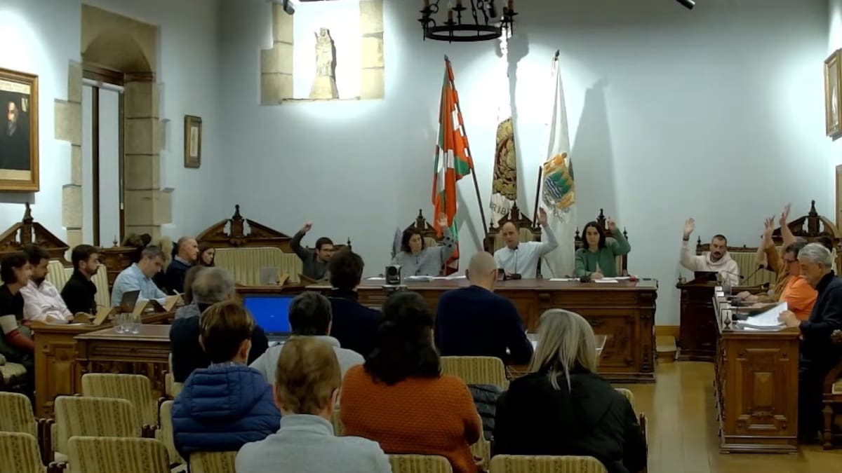 Escucha la tertulia completa