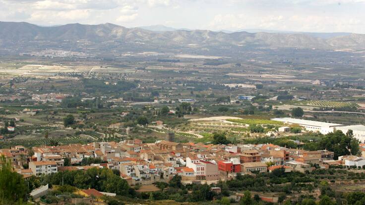 Entrevista a Manel Tomàs. Atzeneta d'Albaida instal·la al polígon un dipòsit contra incendis