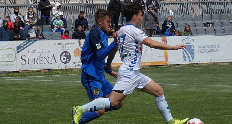 Imagen del derbi entre Rayo Majadahonda y Fuenlabrada