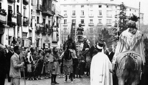 Procesión de San Isidro en Cuenca en 1948.