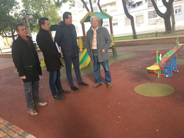 El PP pide al gobierno local que adapte los juegos infantiles