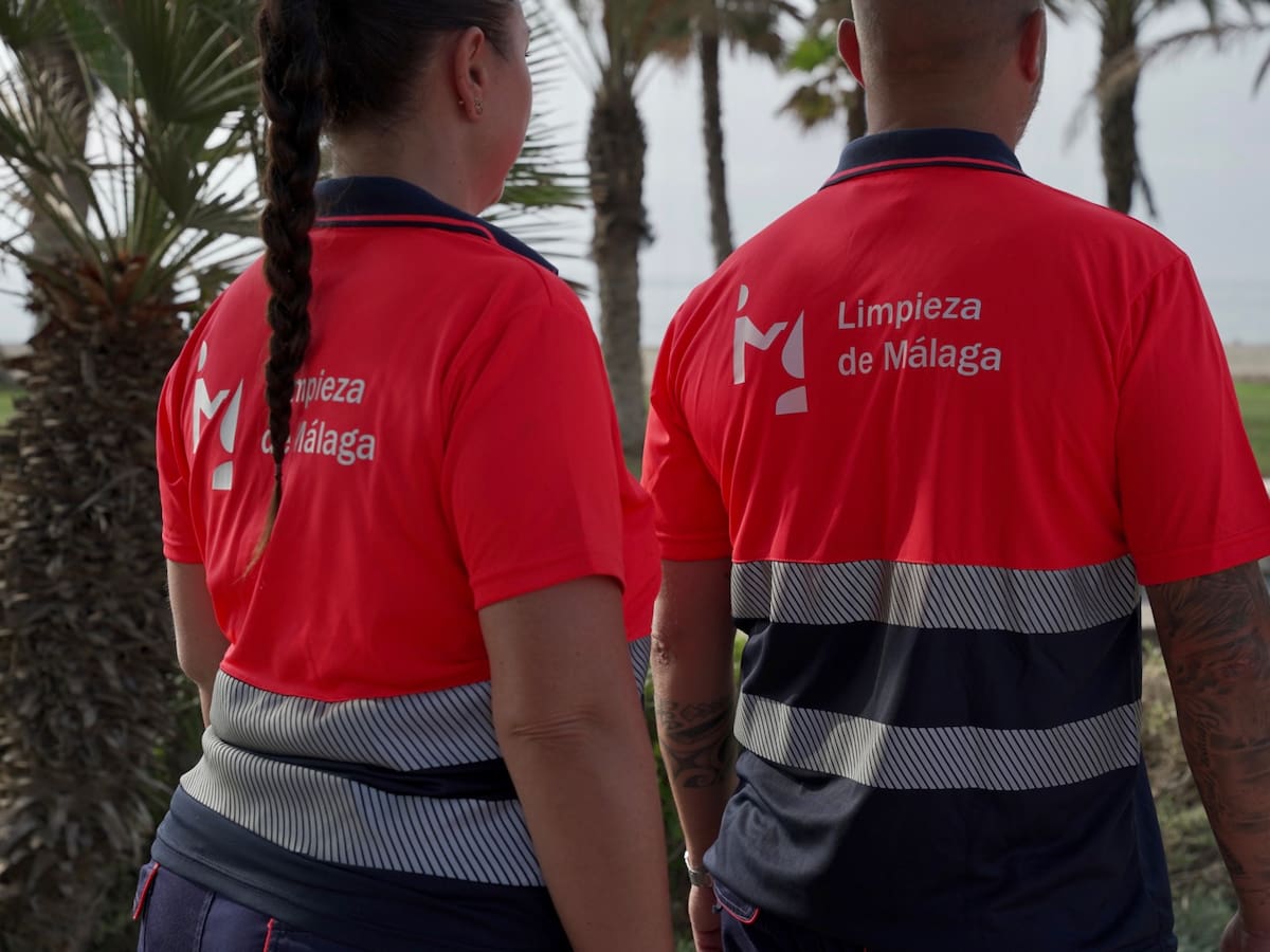 Los 2.200 empleados de Limasan en Málaga estrenan vestuario