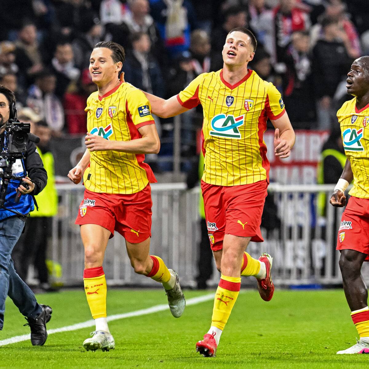 El Lens vuelve a desafiar la lógica y alcanza las semifinales de Copa en una temporada de ensueño