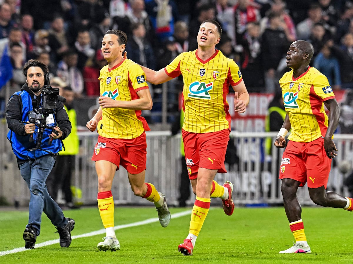 El Lens vuelve a desafiar la lógica y alcanza las semifinales de Copa en una temporada de ensueño