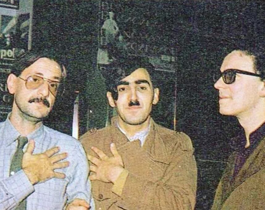 El crítico musical Carlos Tena, Iñaki Fernández y Poch. yeyeglutamato.