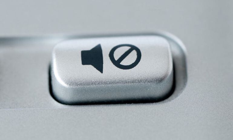 El coleccionista de silencios políticos