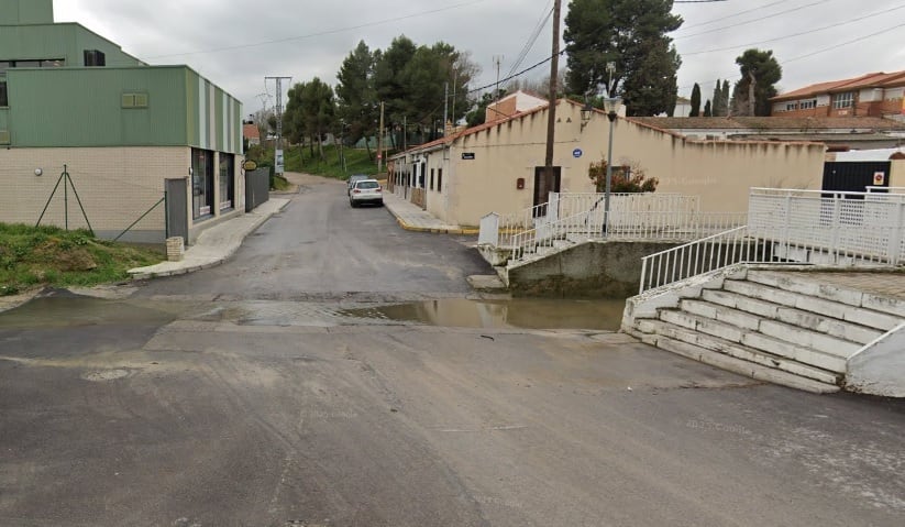 Paso sobre el arroyo Peñuelas en el camino de Esquivias de Torrejón de Velasco