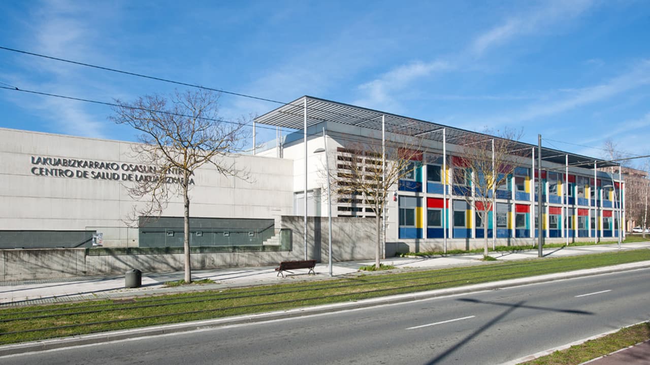 Centro de salud de Lakubizkarra en Vitoria. Irekia