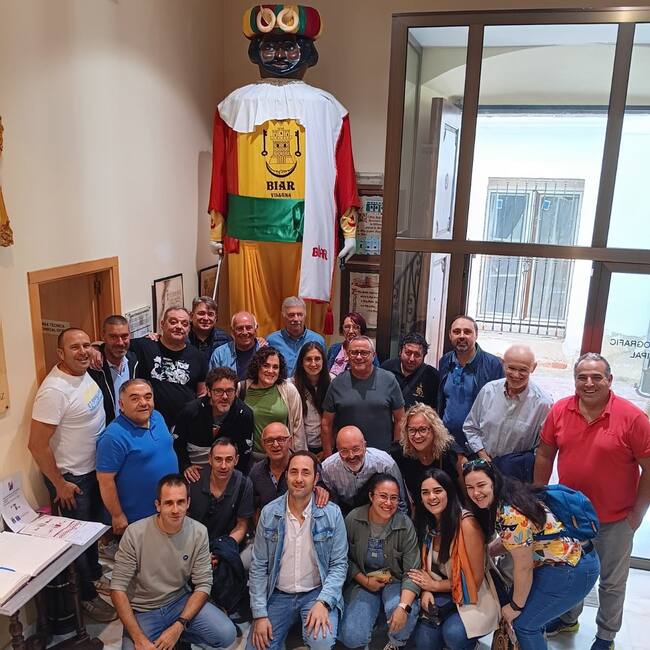 Asistentes a la visita a Biar