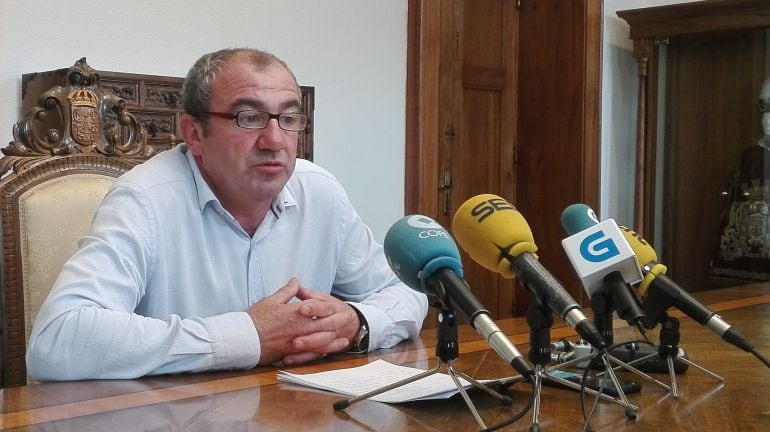 Darío Campos, presidente provincial, en la rueda de prensa de este viernes